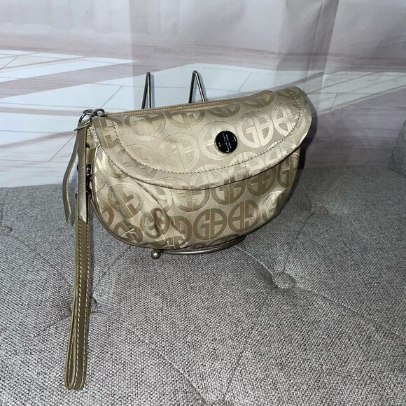 Giani Bernini Canvas Leather Trim Wristlet - Picture 2 of 12